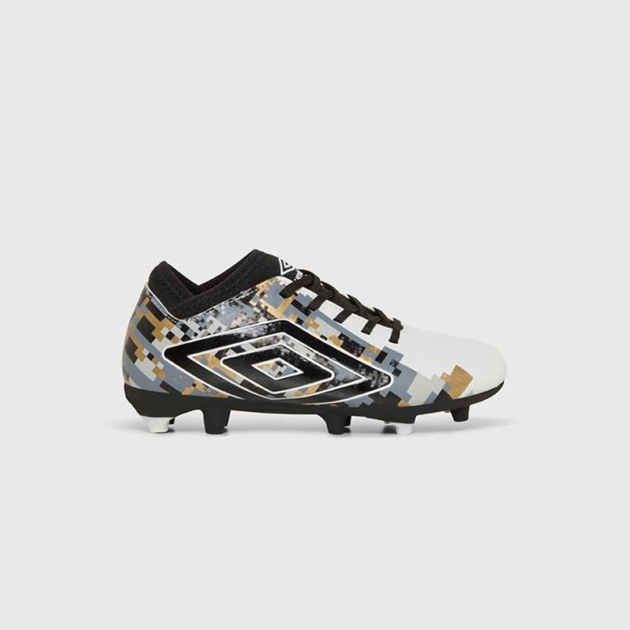 Umbro Formation IV FG Kids Size 3-5.5